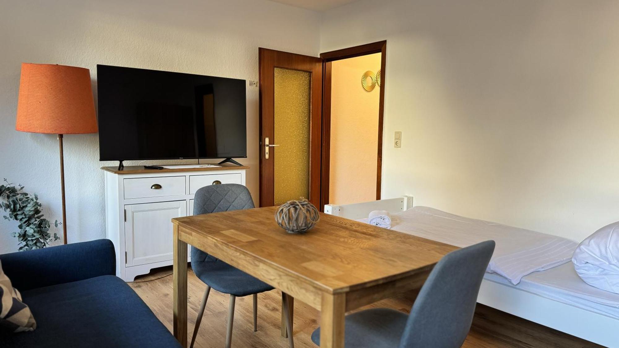 Studio-Apartments Fuer Monteure & Businessgaeste Zentral In Neumünster Exteriör bild