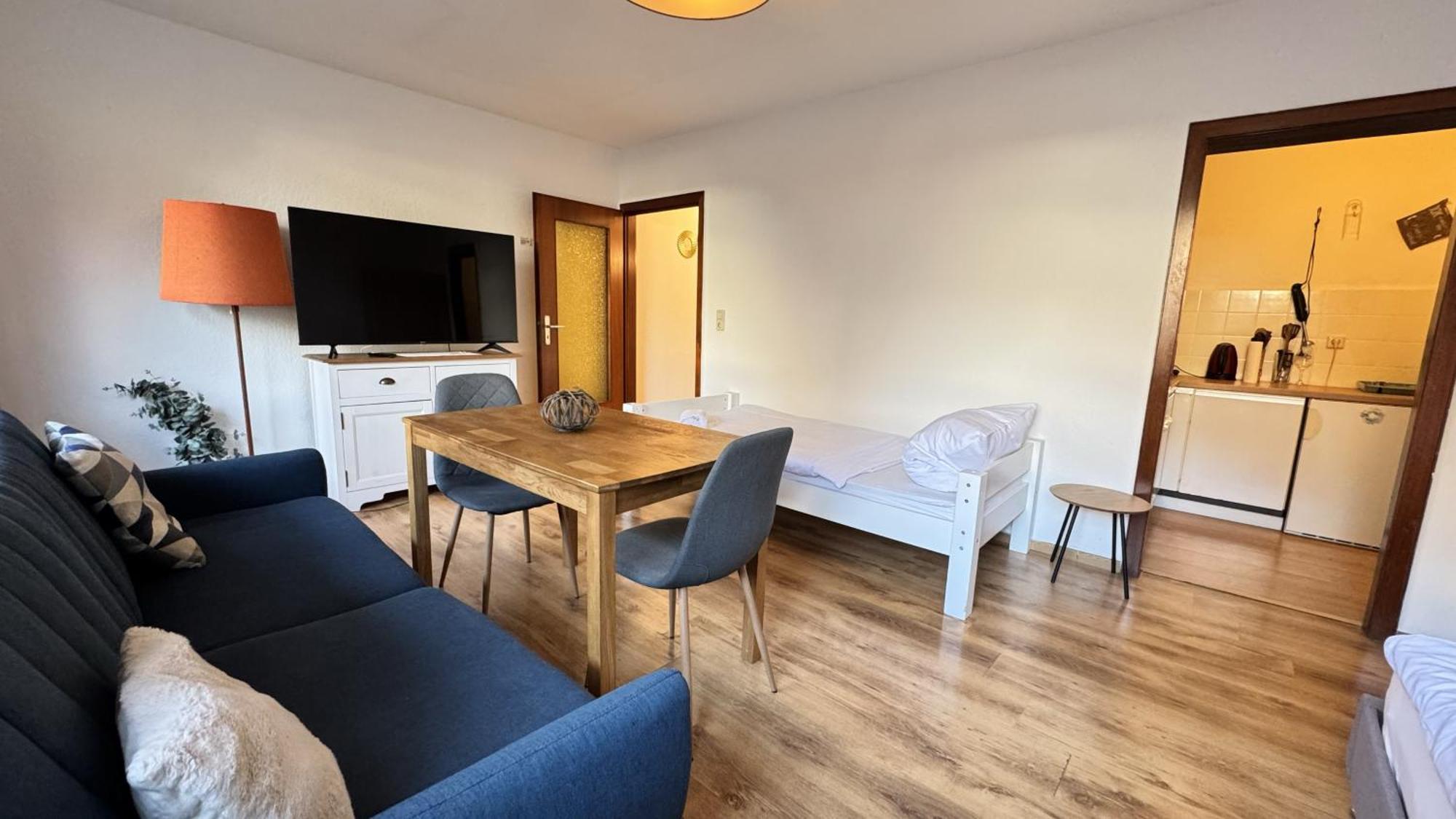 Studio-Apartments Fuer Monteure & Businessgaeste Zentral In Neumünster Exteriör bild